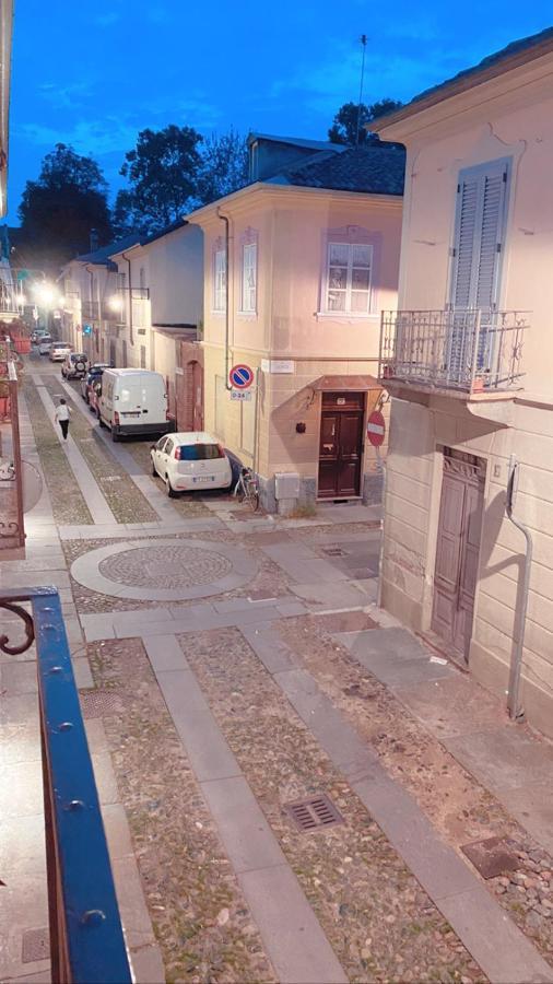 Cozy Studio Apartment - Borgo Campidoglio トリノ エクステリア 写真