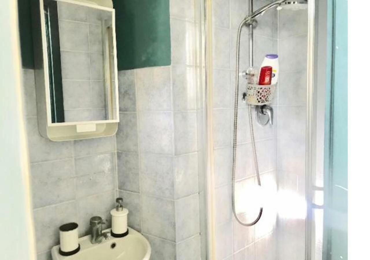 Cozy Studio Apartment - Borgo Campidoglio トリノ エクステリア 写真